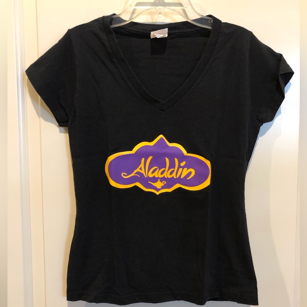 Aladdin black T-shirt V-Neck short sleeve with Purple & Gold Logo Women M fitted